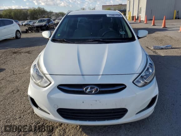 ✅ 2015 Hyundai Accent GLS • VIN: KMHCT4AEXFU823649 • Лот: 72601724. Опубликован ранее на Copart с пробегом 123 140 миль. Бесплатный доступ к архиву аукционных продаж из США и подробный отчёт об истории автомобиля на DreamBid. Изображение 5.