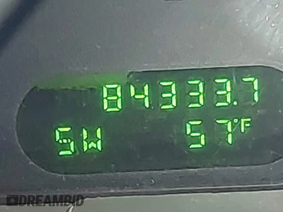 ✅ 2004 Ford Expedition XLS • VIN: 1FMRU13W64LB51765 • Lot: 41760670. Wystawiony na IAAI z przebiegiem 84 333 mil. Bezpłatny archiwum sprzedaży aukcyjnych z USA i szczegółowy raport historii pojazdu na DreamBid. Zdjęcie 16.