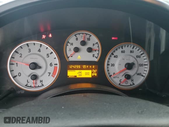 ✅ 2013 Nissan Titan S • VIN: 1N6AA0EC3DN314882 • Лот: 55065935. Опубликован ранее на Copart с пробегом 124 299 миль. Бесплатный доступ к архиву аукционных продаж из США и подробный отчёт об истории автомобиля на DreamBid. Изображение 9.