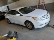 ✅ 2013 Hyundai Sonata GLS • VIN: 5NPEB4AC7DH756918 • Lot: 56680644. Listed on Copart with 153,274 mi. Free auction sales archive from the USA and detailed vehicle history report at DreamBid. Image 4.