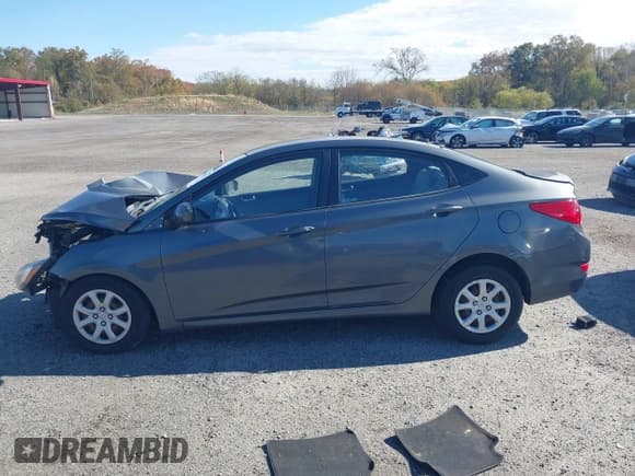 ✅ 2012 Hyundai Accent GLS • VIN: KMHCT4AE9CU218873 • Лот: 43502701. Опубликован ранее на IAAI с пробегом 94 066 миль. Бесплатный доступ к архиву аукционных продаж из США и подробный отчёт об истории автомобиля на DreamBid. Изображение 14.