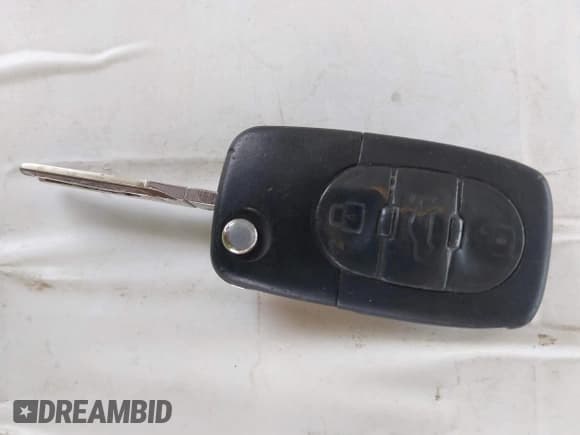 ✅ 1999 Volkswagen Jetta GLS • VIN: 3VWSA29M9XM084458 • Lot: 42500767. Wystawiony na IAAI z przebiegiem 171 418 mil. Bezpłatny archiwum sprzedaży aukcyjnych z USA i szczegółowy raport historii pojazdu na DreamBid. Zdjęcie 11.