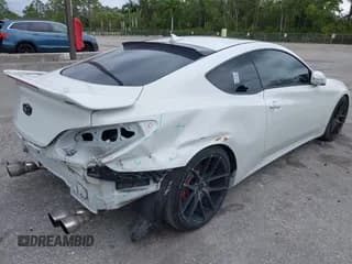 ✅ 2013 Hyundai Genesis Coupe R-Spec • VIN: KMHHU6KJ2DU108081 • Lot: 41650433. Wystawiony na IAAI z przebiegiem 80 964 mil. Bezpłatny archiwum sprzedaży aukcyjnych z USA i szczegółowy raport historii pojazdu na DreamBid. Zdjęcie 4.