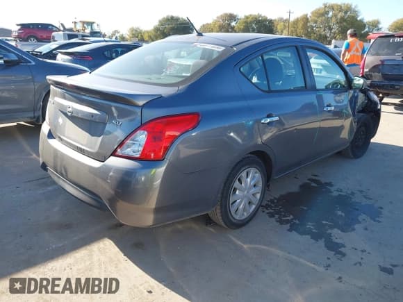 ✅ 2018 Nissan Versa SV • VIN: 3N1CN7AP7JL821218 • Lot: 43639021. Listed on IAAI with 149,960 mi. Free auction sales archive from the USA and detailed vehicle history report at DreamBid. Image 4.