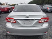 ✅ 2011 Toyota Corolla LE • VIN: JTDBU4EE6BJ090972 • Lot: 43693295. Wystawiony na IAAI z przebiegiem 246 193 mil. Bezpłatny archiwum sprzedaży aukcyjnych z USA i szczegółowy raport historii pojazdu na DreamBid. Zdjęcie 16.