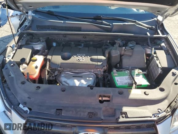 ✅ 2010 Toyota RAV4 • VIN: 2T3ZF4DV3AW033557 • Лот: 82664125. Опубликован ранее на Copart с пробегом 121 068 миль. Бесплатный доступ к архиву аукционных продаж из США и подробный отчёт об истории автомобиля на DreamBid. Изображение 12.