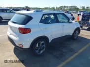 ✅ 2022 Hyundai Venue SEL • VIN: KMHRC8A33NU171505 • Lot: 42041443. Listed on IAAI with 37,908 mi. Free auction sales archive from the USA and detailed vehicle history report at DreamBid. Image 4.