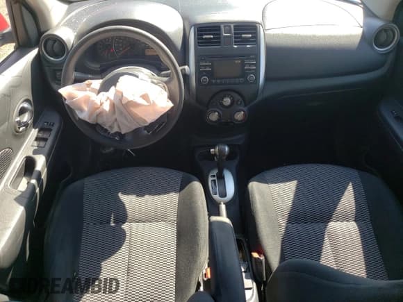 ✅ 2015 Nissan Micra S • VIN: 3N1CK3CP7FL244373 • Lot: 65908895. Wystawiony na Copart z przebiegiem 375 685 mil. Bezpłatny archiwum sprzedaży aukcyjnych z USA i szczegółowy raport historii pojazdu na DreamBid. Zdjęcie 8.