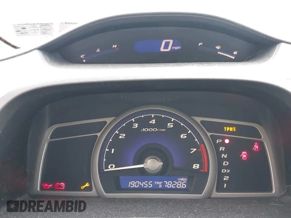 ✅ 2008 Honda Civic LX • VIN: 2HGFA165X8H520473 • Lot: 43645008. Listed on IAAI with 190,455 mi. Free auction sales archive from the USA and detailed vehicle history report at DreamBid. Image 7.