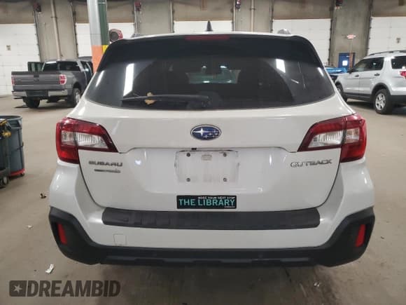 ✅ 2018 Subaru Outback Touring • VIN: 4S4BSATCXJ3273277 • Lot: 85781895. Wystawiony na Copart z przebiegiem 101 517 mil. Bezpłatny archiwum sprzedaży aukcyjnych z USA i szczegółowy raport historii pojazdu na DreamBid. Zdjęcie 6.