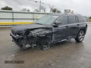 ✅ 2023 Jeep Grand Cherokee Limited • VIN: 1C4RJHBG4PC521633 • Лот: 90310405. Опубликован ранее на Copart с пробегом 17 794 миль. Бесплатный доступ к архиву аукционных продаж из США и подробный отчёт об истории автомобиля на DreamBid. Изображение 1.