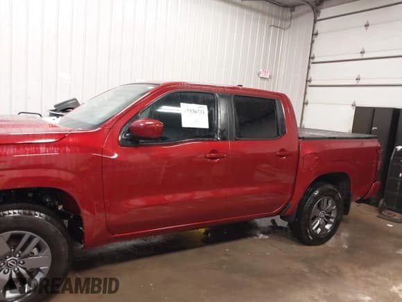 ✅ 2025 Nissan Frontier Pro-4X • VIN: 1N6ED1EK2SN608647 • Lot: 41536731. Listed on IAAI with 3,161 mi. Free auction sales archive from the USA and detailed vehicle history report at DreamBid. Image 15.