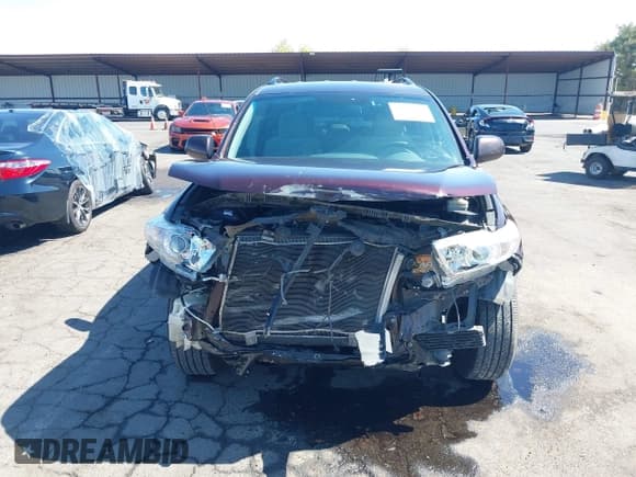 ✅ 2013 Toyota Highlander SE • VIN: 5TDZK3EH9DS139659 • Лот: 43239624. Опубликован ранее на IAAI с пробегом 169 390 миль. Бесплатный доступ к архиву аукционных продаж из США и подробный отчёт об истории автомобиля на DreamBid. Изображение 6.