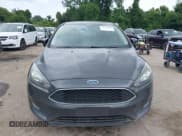✅ 2015 Ford Focus SE • VIN: 1FADP3F28FL231197 • Lot: 42788035. Wystawiony na IAAI z przebiegiem 83 826 mil. Bezpłatny archiwum sprzedaży aukcyjnych z USA i szczegółowy raport historii pojazdu na DreamBid. Zdjęcie 6.