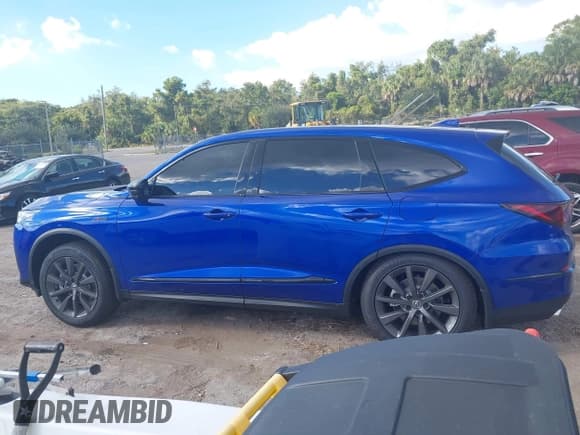 ✅ 2025 Acura MDX w/A-Spec Package • VIN: 5J8YE1H09SL033998 • Lot: 43466897. Listed on IAAI with 1,143 mi. Free auction sales archive from the USA and detailed vehicle history report at DreamBid. Image 15.