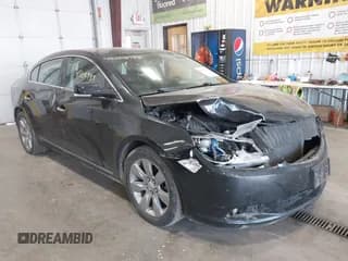 ✅ 2013 Buick LaCrosse Premium 2 • VIN: 1G4GH5E32DF120162 • Lot: 43075484. Wystawiony na IAAI z przebiegiem 198 227 mil. Bezpłatny archiwum sprzedaży aukcyjnych z USA i szczegółowy raport historii pojazdu na DreamBid. Zdjęcie 1.