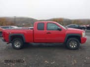 ✅ 2011 Chevrolet Silverado 1500 LS • VIN: 1GCRKREA2BZ195086 • Лот: 43575383. Опубликован ранее на IAAI с пробегом 209 870 миль. Бесплатный доступ к архиву аукционных продаж из США и подробный отчёт об истории автомобиля на DreamBid. Изображение 13.