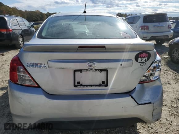 ✅ 2018 Nissan Versa SV • VIN: 3N1CN7AP4JK401535 • Lot: 85835395. Listed on Copart with 139,258 mi. Free auction sales archive from the USA and detailed vehicle history report at DreamBid. Image 6.