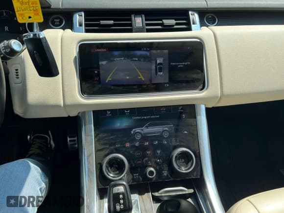 ✅ 2018 Land Rover Range Rover Sport HSE • VIN: SALWR2RK8JA801747 • Lot: 61385965. Listed on Copart with 145,457 mi. Free auction sales archive from the USA and detailed vehicle history report at DreamBid. Image 10.