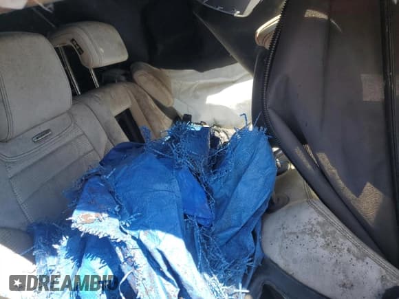 ✅ 2016 Mercedes-Benz GLE 63 S AMG • VIN: 4JGED7FB4GA028668 • Lot: 69442205. Wystawiony na Copart z przebiegiem Nie podano. Bezpłatny archiwum sprzedaży aukcyjnych z USA i szczegółowy raport historii pojazdu na DreamBid. Zdjęcie 11.