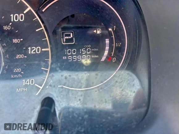 ✅ 2019 Nissan Note SV • VIN: 3N1CE2CP0KL361143 • Лот: 94383575. Опубликован ранее на Copart с пробегом 100 150 миль. Бесплатный доступ к архиву аукционных продаж из США и подробный отчёт об истории автомобиля на DreamBid. Изображение 8.