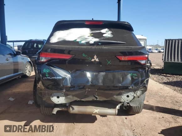 2024 Mitsubishi Outlander SE z VIN JA4J3VA86RZ032807, wystawiony jako Copart lot #85314055 z przebiegiem 32 122 mil mil oraz Szkoda całkowita • Salvage title. Historia ofert i sprzedaży dostępna na DreamBid. Obrazek 6.