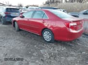 ✅ 2012 Toyota Camry XLE • VIN: 4T1BD1FKXCU001824 • Lot: 43788509. Wystawiony na IAAI z przebiegiem 200 235 mil. Bezpłatny archiwum sprzedaży aukcyjnych z USA i szczegółowy raport historii pojazdu na DreamBid. Zdjęcie 3.