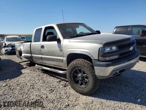 ✅ 2000 Chevrolet Silverado 1500 LT • VIN: 1GCEK19T1YE234987 • Лот: 72914504. Опубликован ранее на Copart с пробегом Не указан. Бесплатный доступ к архиву аукционных продаж из США и подробный отчёт об истории автомобиля на DreamBid. Изображение 4.