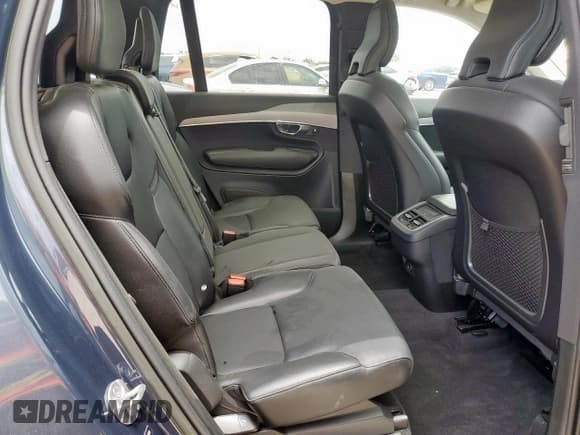 ✅ 2022 Volvo XC90 Momentum • VIN: YV4102CK7N1856293 • Lot: 56490165. Listed on Copart with 19,564 mi. Free auction sales archive from the USA and detailed vehicle history report at DreamBid. Image 11.