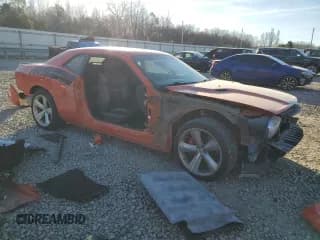 ✅ 2010 Dodge Challenger SRT-8 • VIN: 2B3CJ7DW8AH308873 • Lot: 88857005. Wystawiony na Copart z przebiegiem 162 537 mil. Bezpłatny archiwum sprzedaży aukcyjnych z USA i szczegółowy raport historii pojazdu na DreamBid. Zdjęcie 4.