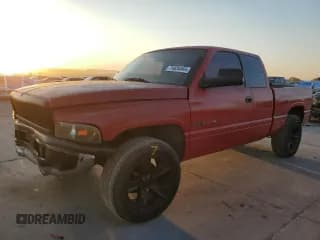 ✅ 2000 Dodge 1500 • VIN: 3B7HC12Y8YG120199 • Lot: 74834464. Listed on Copart with 218,439 mi. Free auction sales archive from the USA and detailed vehicle history report at DreamBid. Image 1.