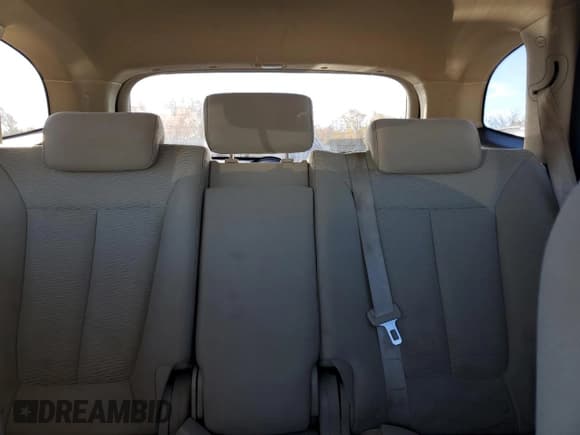 ✅ 2008 Hyundai Santa Fe GLS • VIN: 5NMSG13D38H166498 • Lot: 91358365. Listed on Copart with 95,560 mi. Free auction sales archive from the USA and detailed vehicle history report at DreamBid. Image 10.