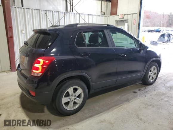 ✅ 2021 Chevrolet Trax LT • VIN: KL7CJLSB6MB310851 • Lot: 90587075. Listed on Copart with 34,986 mi. Free auction sales archive from the USA and detailed vehicle history report at DreamBid. Image 3.
