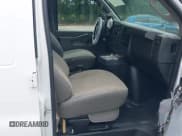 ✅ 2020 Chevrolet Express Cargo • VIN: 1GCWGAFG3L1199561 • Lot: 42936494. Listed on IAAI with 100,951 mi. Free auction sales archive from the USA and detailed vehicle history report at DreamBid. Image 5.