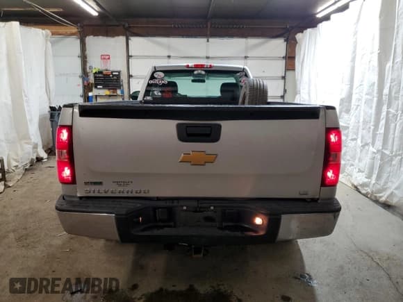 ✅ 2012 Chevrolet Silverado 1500 Work Truck • VIN: 1GCNKPE08CZ120968 • Lot: 91781905. Listed on Copart with 160,264 mi. Free auction sales archive from the USA and detailed vehicle history report at DreamBid. Image 6.