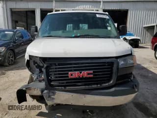 ✅ 2016 GMC Savana Cargo • VIN: 1GTW7AFF1G1313246 • Lot: 74252734. Wystawiony na Copart z przebiegiem 102 582 mil. Bezpłatny archiwum sprzedaży aukcyjnych z USA i szczegółowy raport historii pojazdu na DreamBid. Zdjęcie 5.