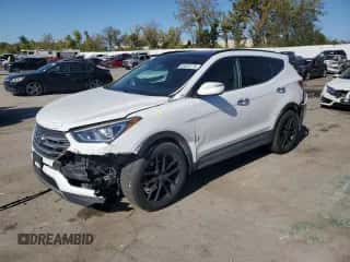 2017 Hyundai Santa Fe Ultimate с VIN 5XYZWDLAXHG447314, выставлен на аукционе Copart как лот 85910775 с пробегом 121 017 миль миль и Списание • Salvage title. История ставок и продаж доступна на DreamBid. Изображение 1.