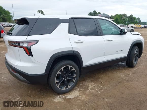 ✅ 2025 Chevrolet Equinox AWD LT • VIN: 3GNAXPEG3SL223208 • Lot: 42097484. Wystawiony na IAAI z przebiegiem 3 542 mil. Bezpłatny archiwum sprzedaży aukcyjnych z USA i szczegółowy raport historii pojazdu na DreamBid. Zdjęcie 4.