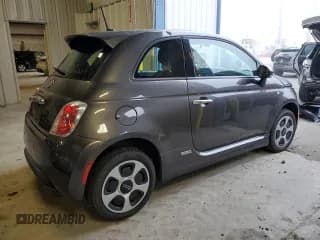 ✅ 2015 FIAT 500e • VIN: 3C3CFFGE6FT681555 • Lot: 88475495. Listed on Copart with 36,254 mi. Free auction sales archive from the USA and detailed vehicle history report at DreamBid. Image 3.