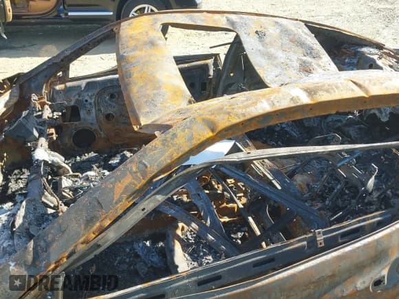 ✅ 2013 Hyundai Genesis Coupe R-Spec • VIN: KMHHU6KJ7DU099412 • Lot: 41825639. Wystawiony na IAAI z przebiegiem Nie podano. Bezpłatny archiwum sprzedaży aukcyjnych z USA i szczegółowy raport historii pojazdu na DreamBid. Zdjęcie 6.