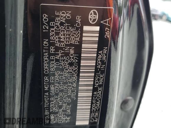 ✅ 2010 Toyota Yaris • VIN: JTDJT4K38A5301971 • Лот: 81990185. Опубликован ранее на Copart с пробегом 68 301 миль. Бесплатный доступ к архиву аукционных продаж из США и подробный отчёт об истории автомобиля на DreamBid. Изображение 12.