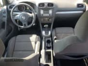 ✅ 2010 Volkswagen Golf • VIN: WVWDB7AJ4AW329794 • Лот: 81392565. Опубликован ранее на Copart с пробегом 124 434 миль. Бесплатный доступ к архиву аукционных продаж из США и подробный отчёт об истории автомобиля на DreamBid. Изображение 8.