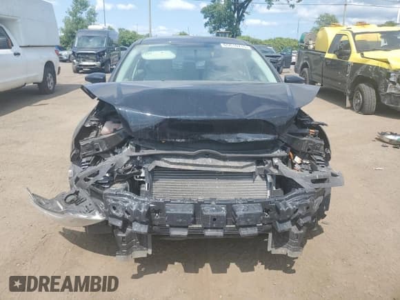 ✅ 2018 Ford Focus Electric • VIN: 1FADP3R47JL296743 • Lot: 65610715. Wystawiony na Copart z przebiegiem 62 350 mil. Bezpłatny archiwum sprzedaży aukcyjnych z USA i szczegółowy raport historii pojazdu na DreamBid. Zdjęcie 5.