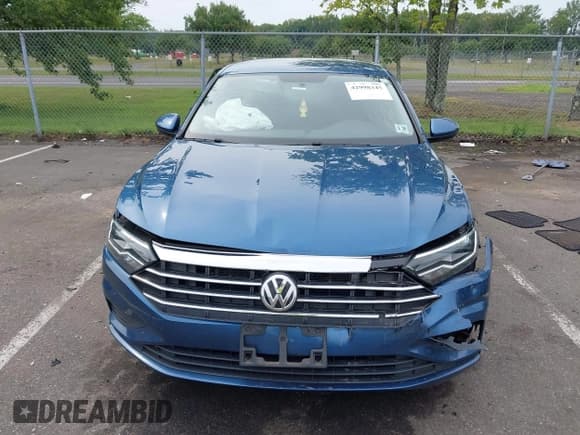 ✅ 2021 Volkswagen Jetta S • VIN: 3VWC57BUXMM086358 • Lot: 42998345. Wystawiony na IAAI z przebiegiem 59 640 mil. Bezpłatny archiwum sprzedaży aukcyjnych z USA i szczegółowy raport historii pojazdu na DreamBid. Zdjęcie 12.
