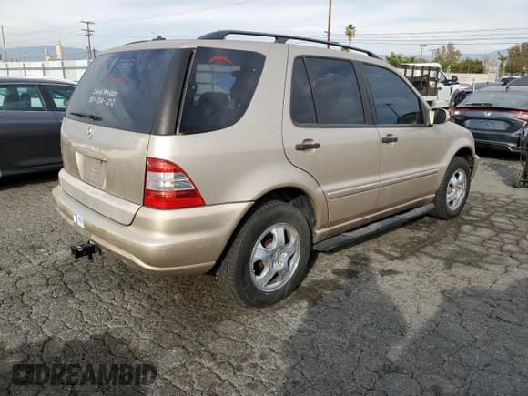 ✅ 2003 Mercedes-Benz M 350 • VIN: 4JGAB57E93A442718 • Lot: 92503915. Wystawiony na Copart z przebiegiem 203 927 mil. Bezpłatny archiwum sprzedaży aukcyjnych z USA i szczegółowy raport historii pojazdu na DreamBid. Zdjęcie 3.