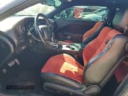 ✅ 2023 Dodge Challenger R/T Scat Pack • VIN: 2C3CDZFJXPH647926 • Lot: 81597425. Wystawiony na Copart z przebiegiem 18 673 mil. Bezpłatny archiwum sprzedaży aukcyjnych z USA i szczegółowy raport historii pojazdu na DreamBid. Zdjęcie 7.