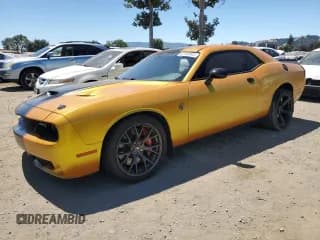 ✅ 2017 Dodge Challenger SRT Hellcat • VIN: 2C3CDZC93HH572448 • Lot: 67318445. Wystawiony na Copart z przebiegiem 39 685 mil. Bezpłatny archiwum sprzedaży aukcyjnych z USA i szczegółowy raport historii pojazdu na DreamBid. Zdjęcie 1.