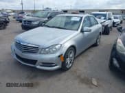 ✅ 2013 Mercedes-Benz C 250 Luxury • VIN: WDDGF4HB6DR294327 • Lot: 43293760. Wystawiony na IAAI z przebiegiem 114 434 mil. Bezpłatny archiwum sprzedaży aukcyjnych z USA i szczegółowy raport historii pojazdu na DreamBid. Zdjęcie 2.