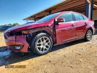 ✅ 2015 Ford Focus SE • VIN: 1FADP3F20FL333240 • Lot: 87254755. Listed on Copart with 137,077 mi. Free auction sales archive from the USA and detailed vehicle history report at DreamBid. Image 1.