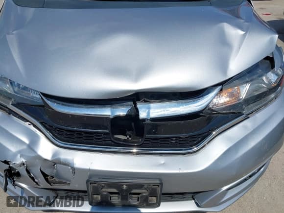 ✅ 2020 Honda Fit EX • VIN: 3HGGK5H80LM723477 • Лот: 42926605. Опубликован ранее на IAAI с пробегом 86 734 миль. Бесплатный доступ к архиву аукционных продаж из США и подробный отчёт об истории автомобиля на DreamBid. Изображение 17.